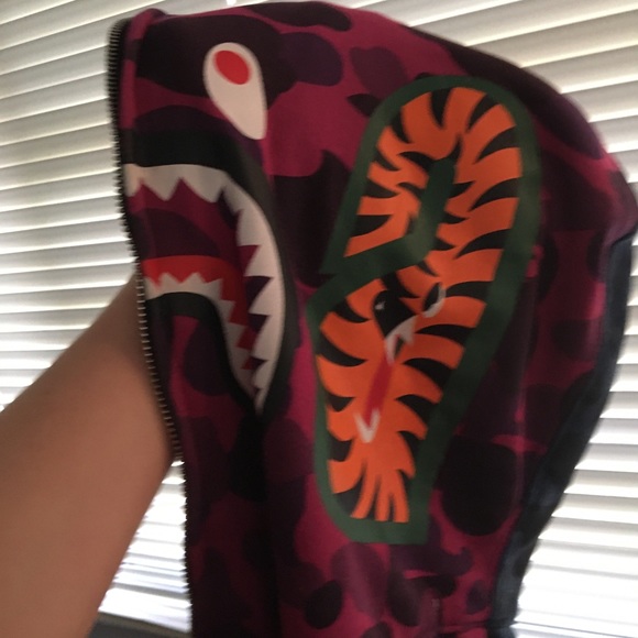 Bape - Picture 1 of 7